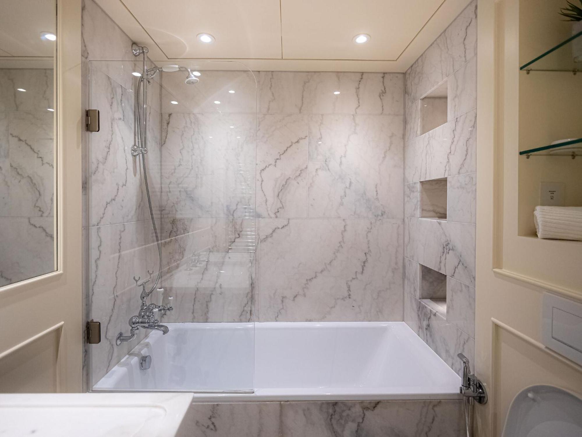 Modern Deluxe Five Bedroom House Near Chalk Farm Station By Belvilla لندن المظهر الخارجي الصورة