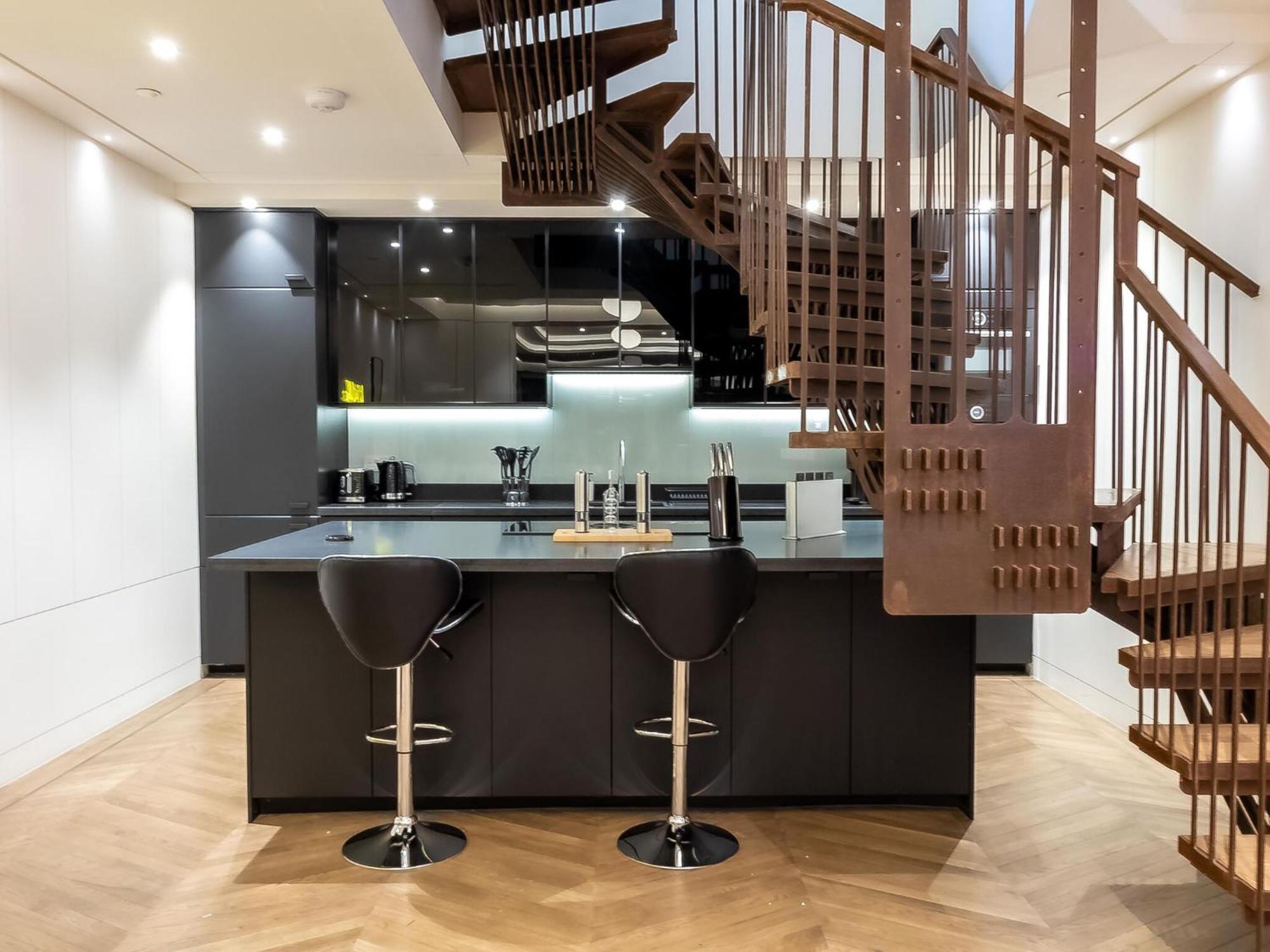 Modern Deluxe Five Bedroom House Near Chalk Farm Station By Belvilla لندن المظهر الخارجي الصورة